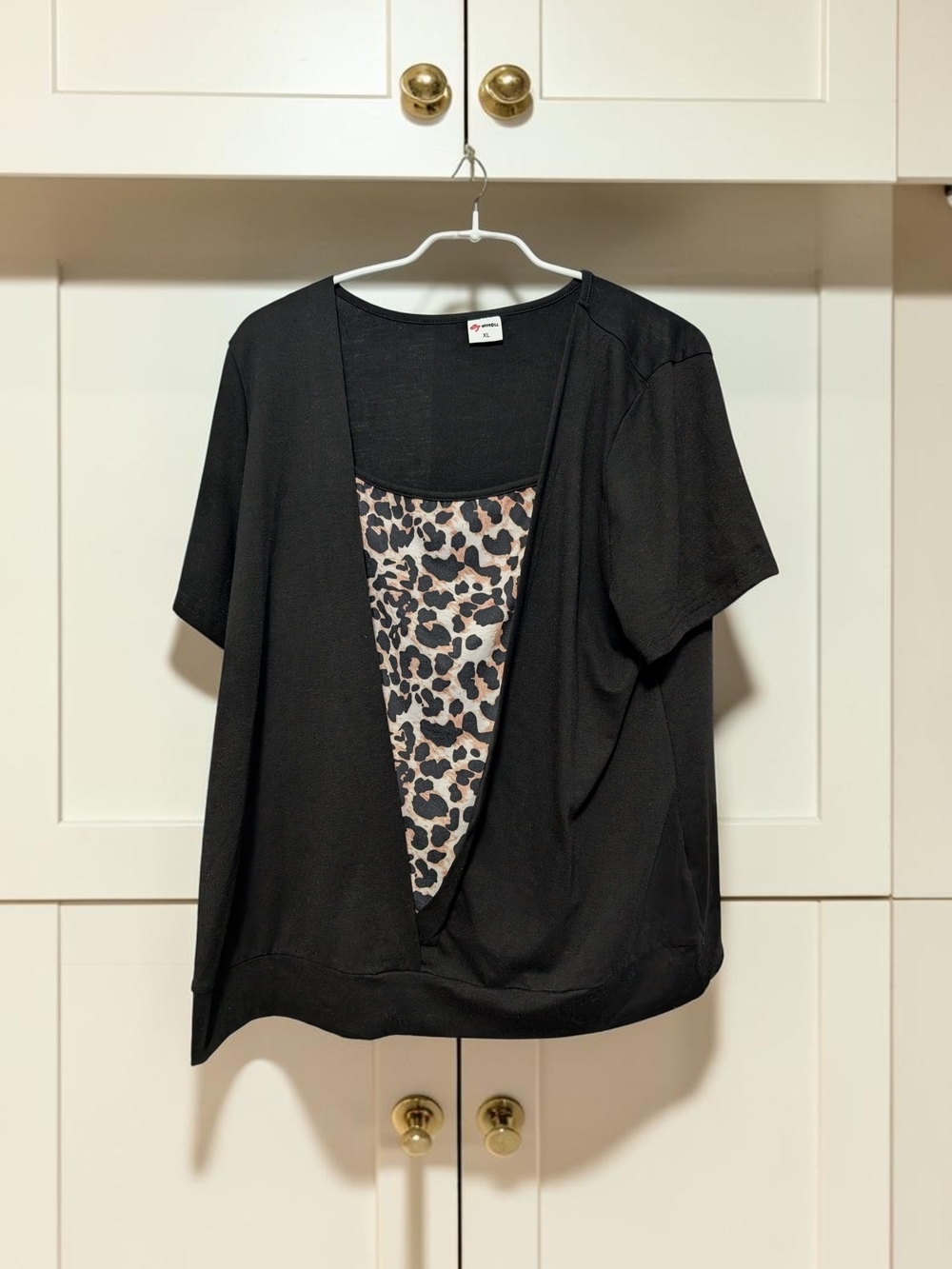 Wiholl Black Faux Wrap Leopard Print Inset Short Sleeve Top Size XL (EUC) - Picture 2 of 6